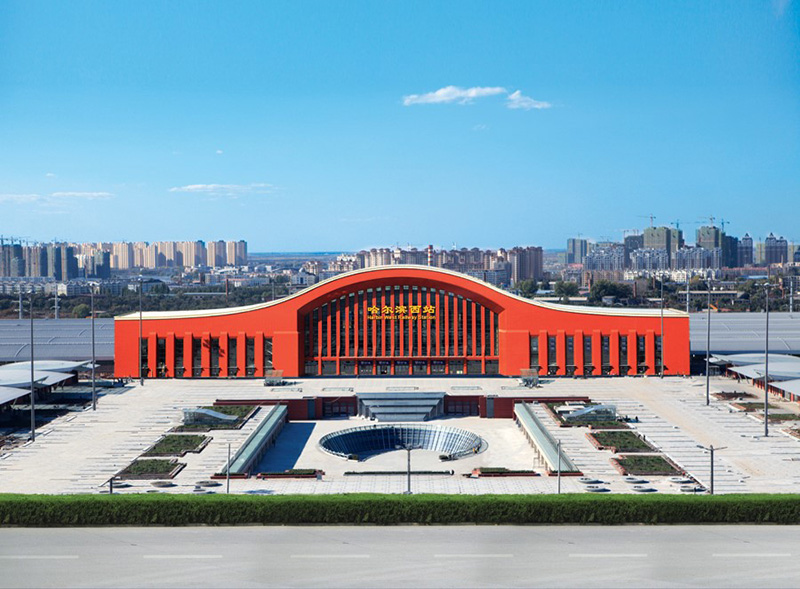 1630302825988089.jpg 2011年哈爾濱西客站9千平幕墻工程.jpg